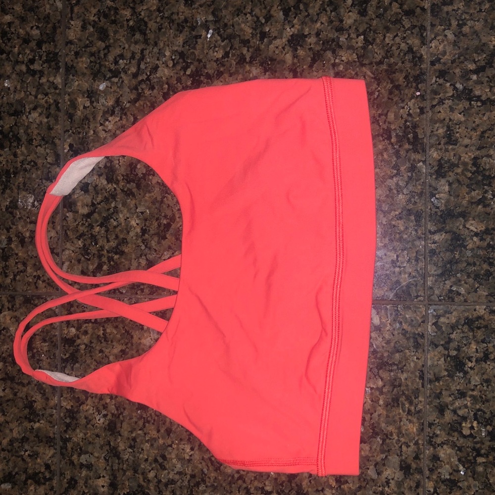 lululemon sports bra!